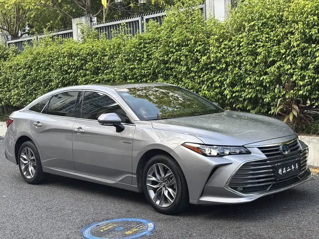 Toyota Avalon — фото 3
