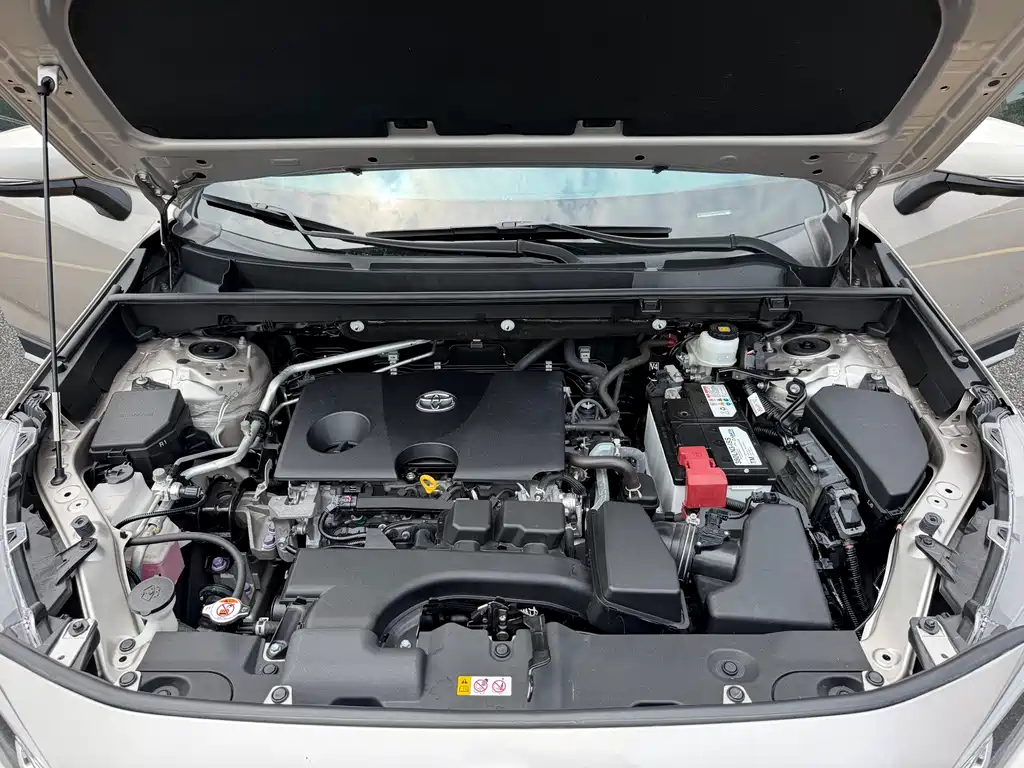 Toyota Wildlander — фото 16