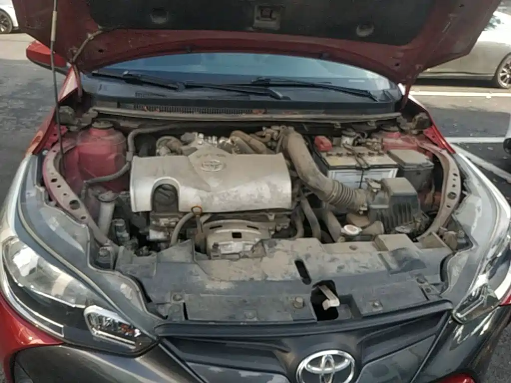 Toyota Yaris L — фото 20
