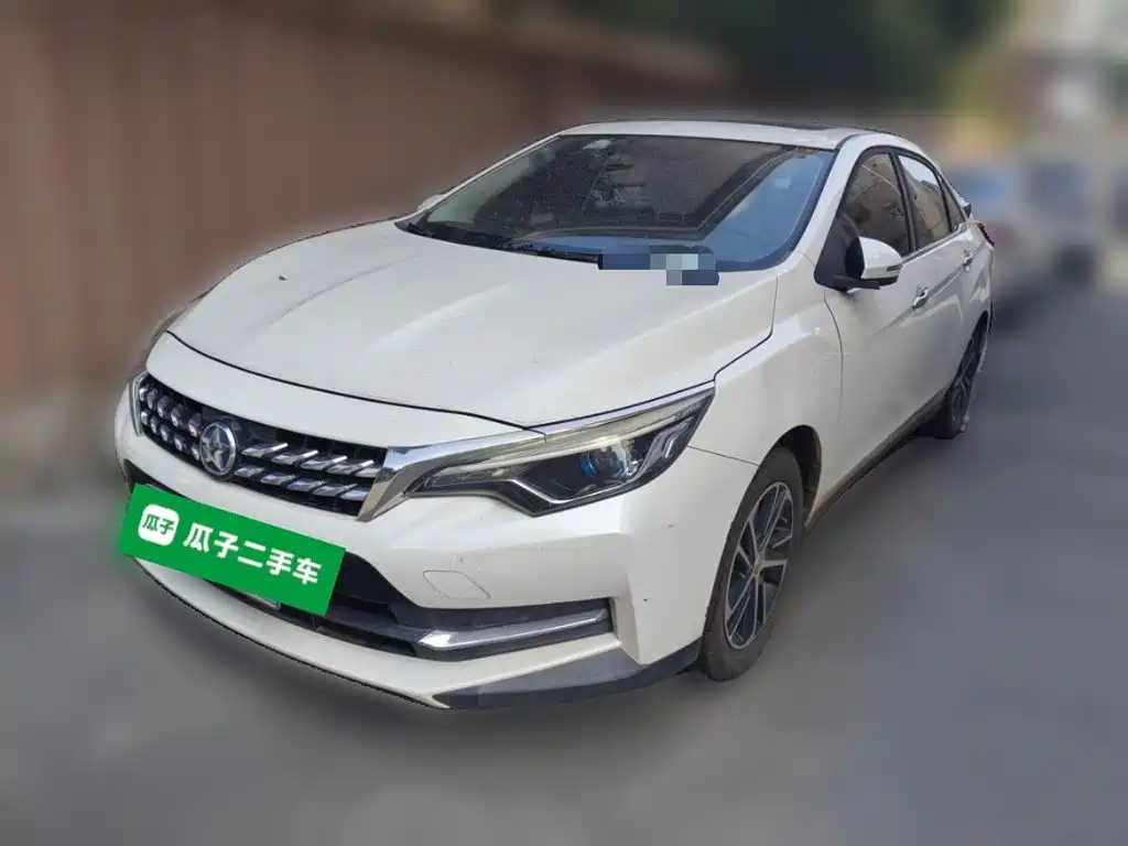 Venucia D60 — фото 2