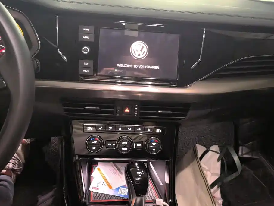 Volkswagen Passat — фото 13