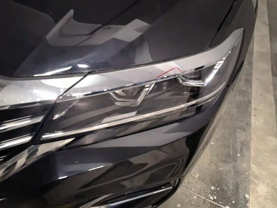 Volkswagen Passat — фото 5