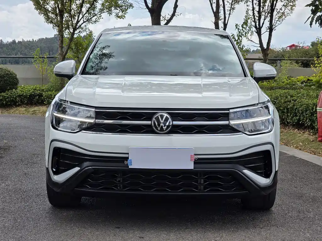 Volkswagen Tharu — фото 2