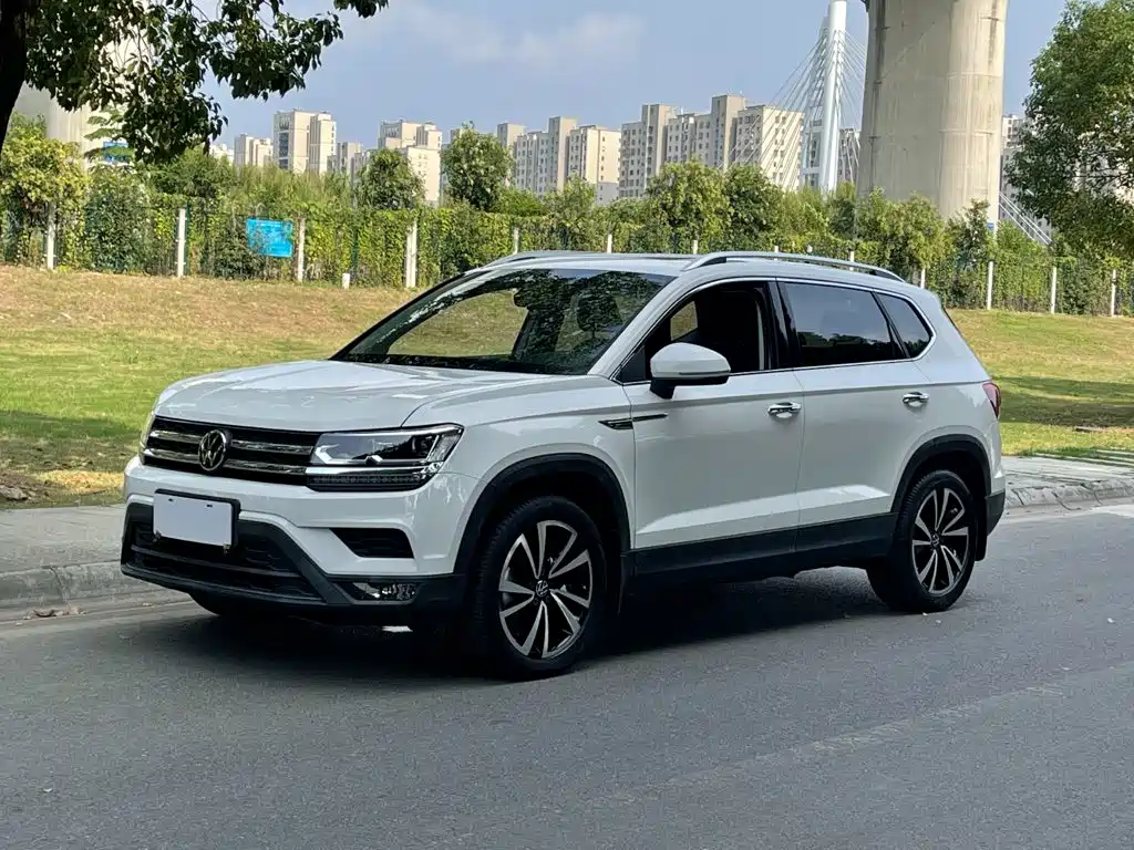 Volkswagen Tharu — фото 2