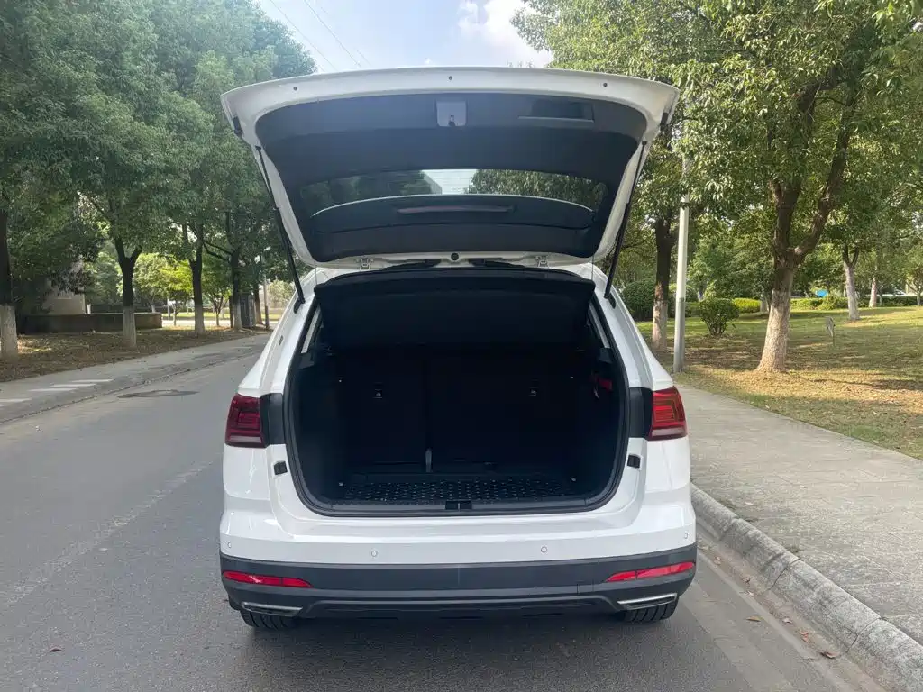 Volkswagen Tharu — фото 13