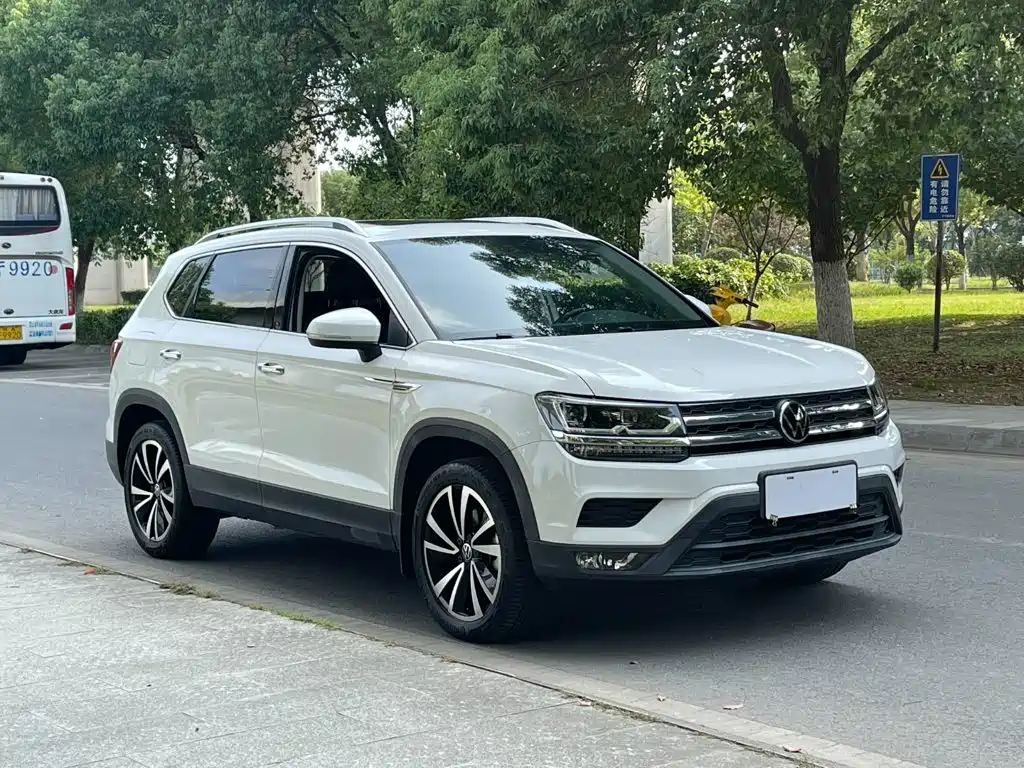 Volkswagen Tharu — фото 4
