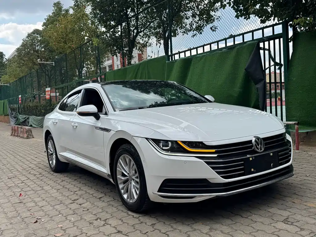 Volkswagen CC — фото 3