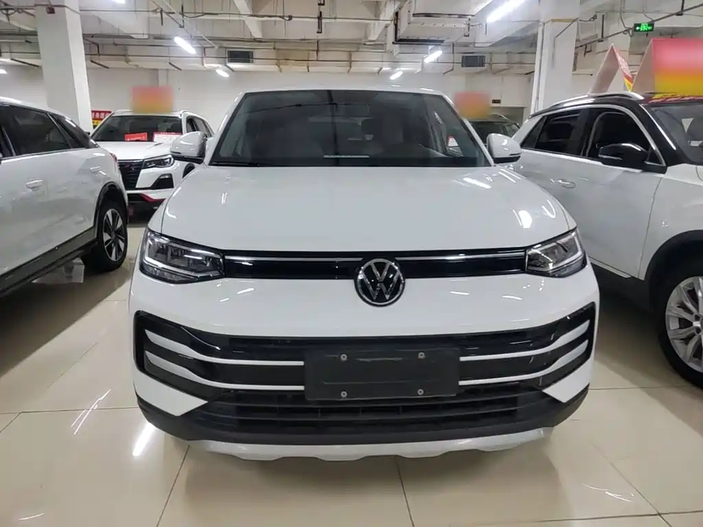 Volkswagen Tharu — фото 3
