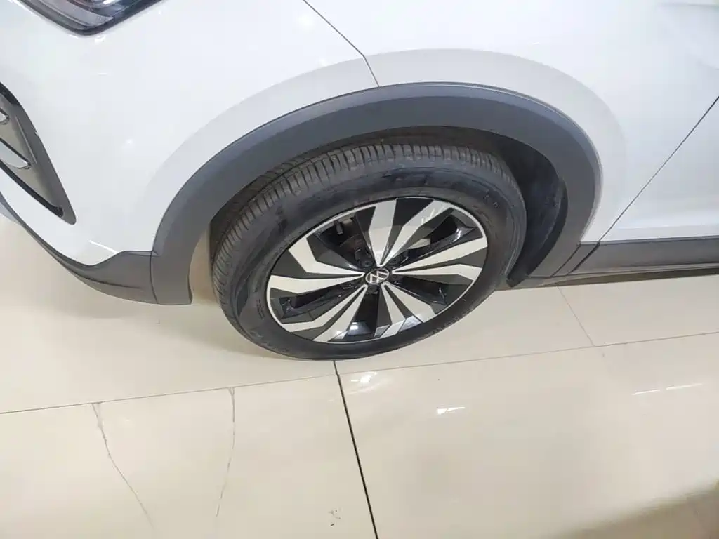 Volkswagen Tharu — фото 23