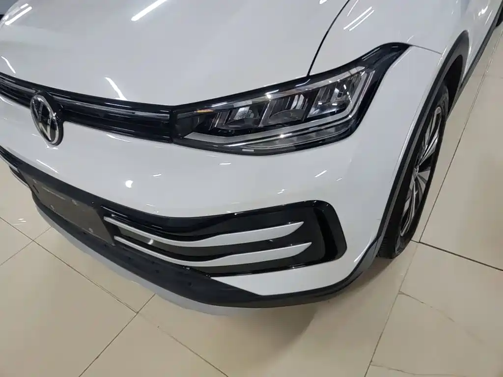 Volkswagen Tharu — фото 24