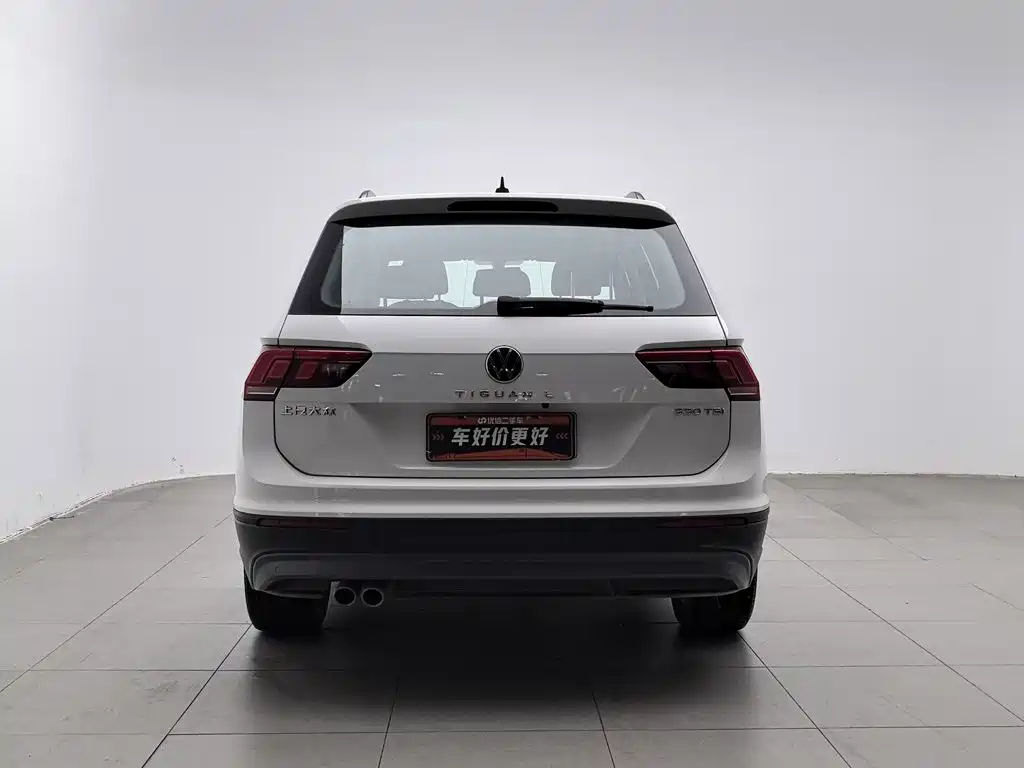 Volkswagen Tiguan L — фото 4
