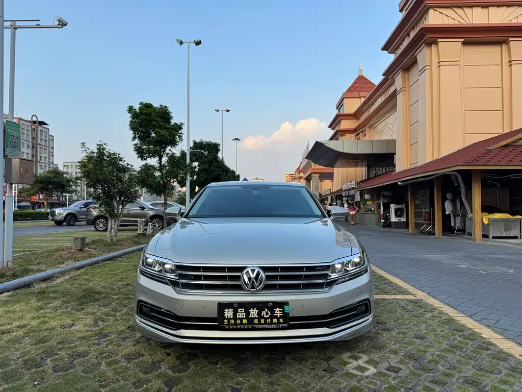 Volkswagen Phideon — фото 2