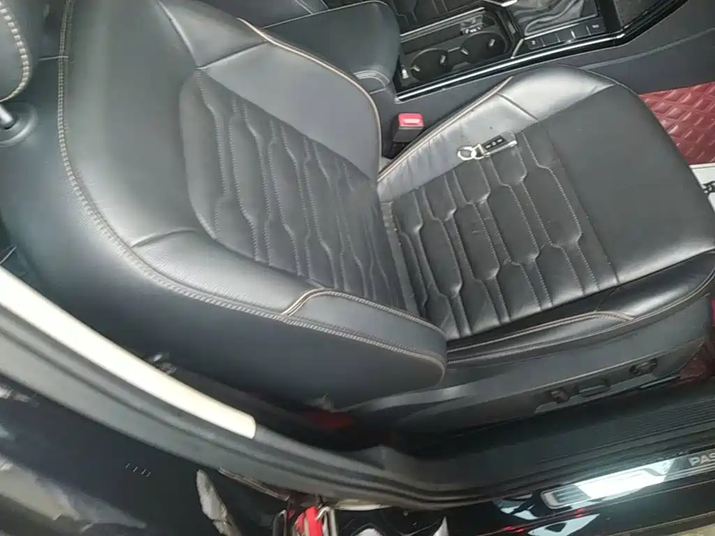 Volkswagen Passat — фото 25