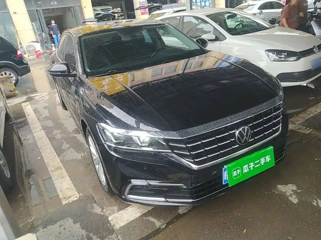 Volkswagen Passat — фото 4