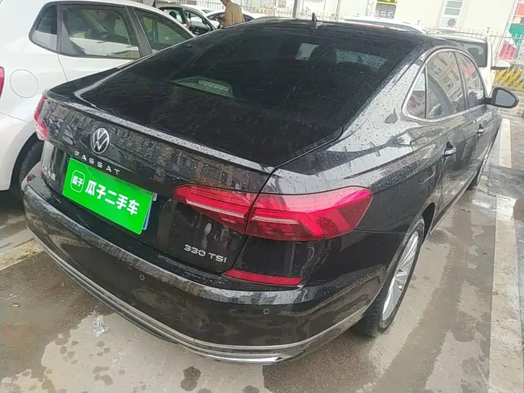 Volkswagen Passat — фото 7