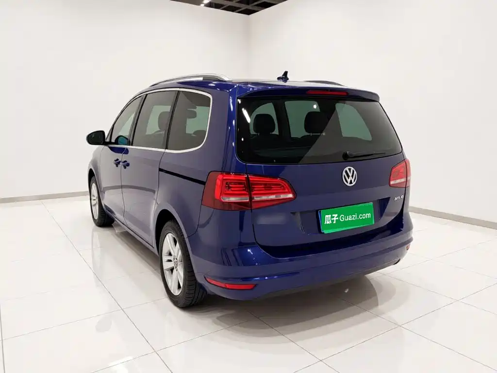 Volkswagen Sharan — фото 4
