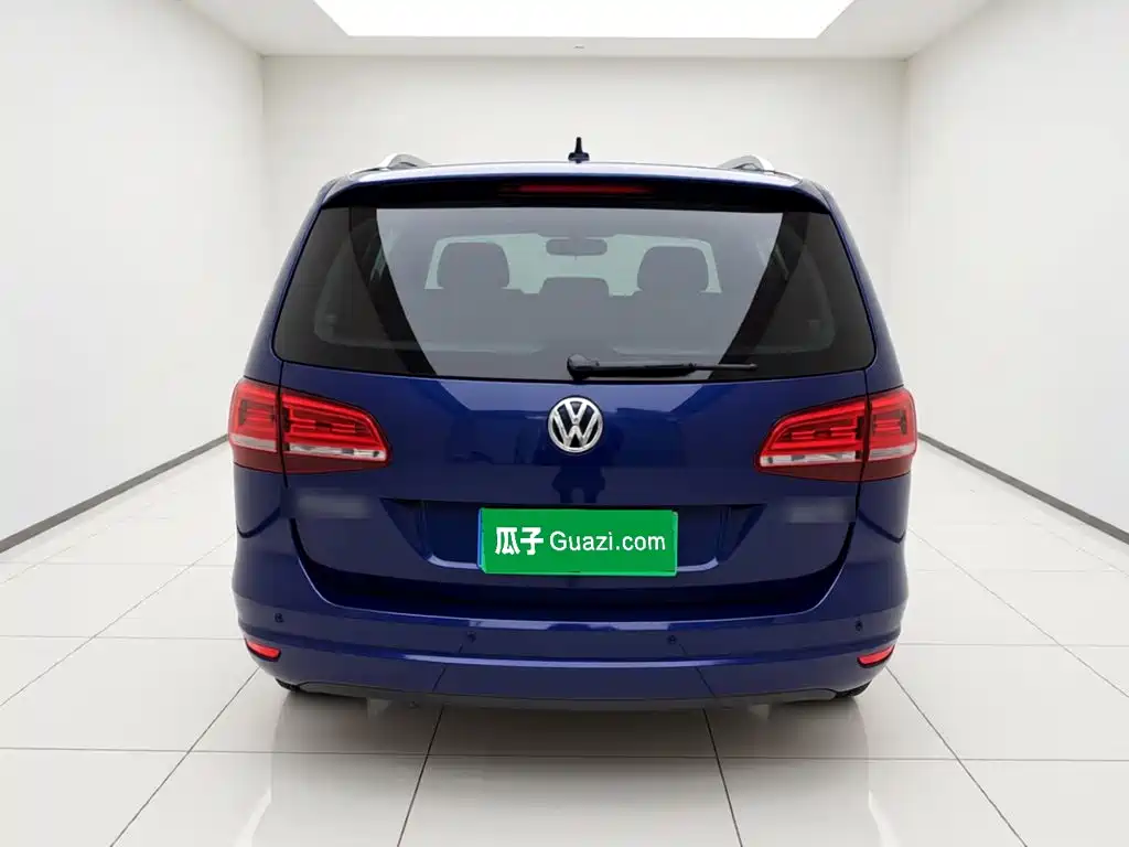 Volkswagen Sharan — фото 5