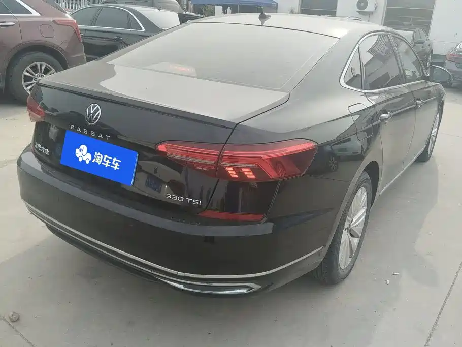 Volkswagen Passat — фото 3