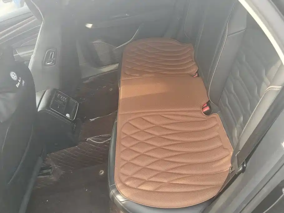 Volkswagen Passat — фото 10