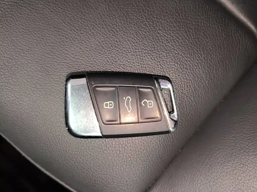 Volkswagen Passat — фото 9