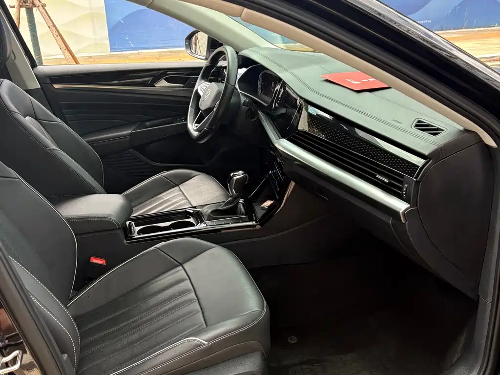 Volkswagen Passat — фото 10