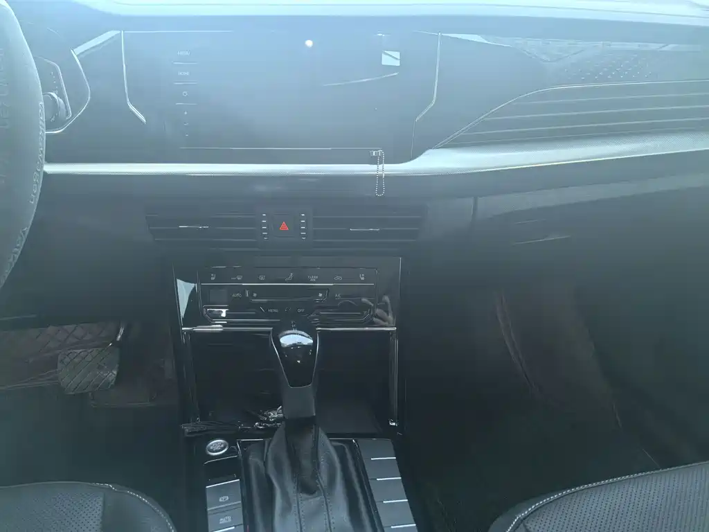 Volkswagen Passat — фото 8