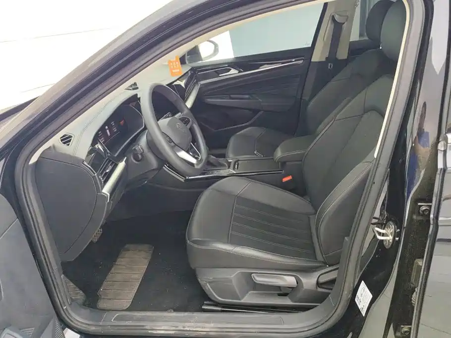 Volkswagen Passat — фото 9