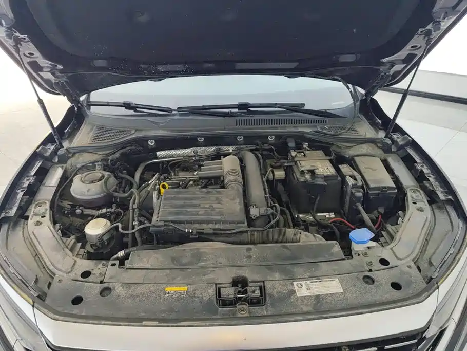 Volkswagen Passat — фото 10