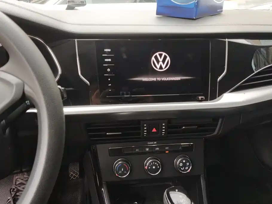 Volkswagen Passat — фото 13