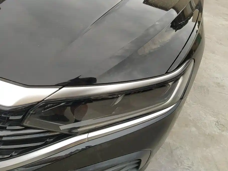 Volkswagen Passat — фото 5