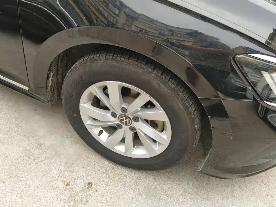 Volkswagen Passat — фото 6
