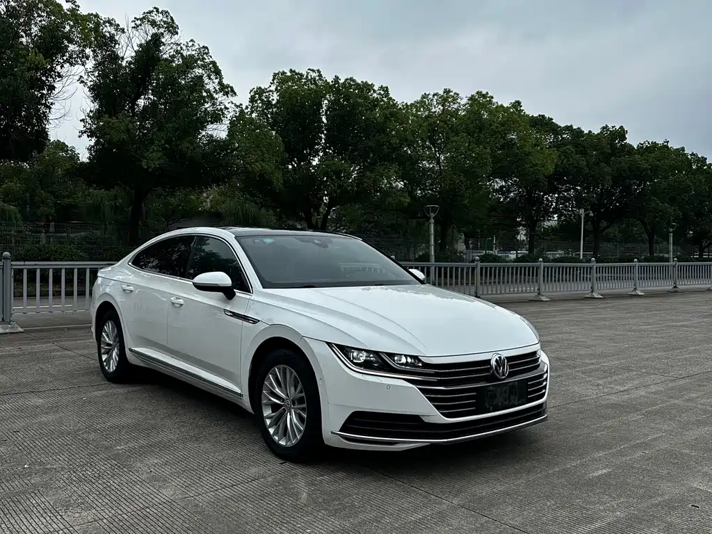 Volkswagen CC — фото 2