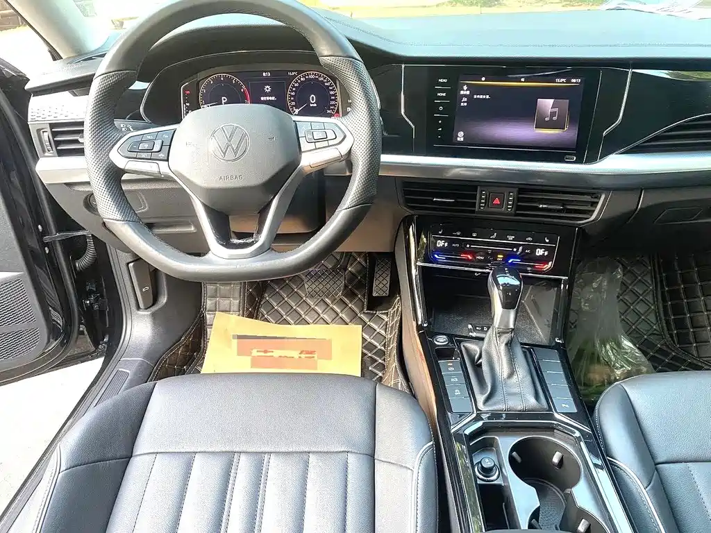 Volkswagen Passat — фото 4