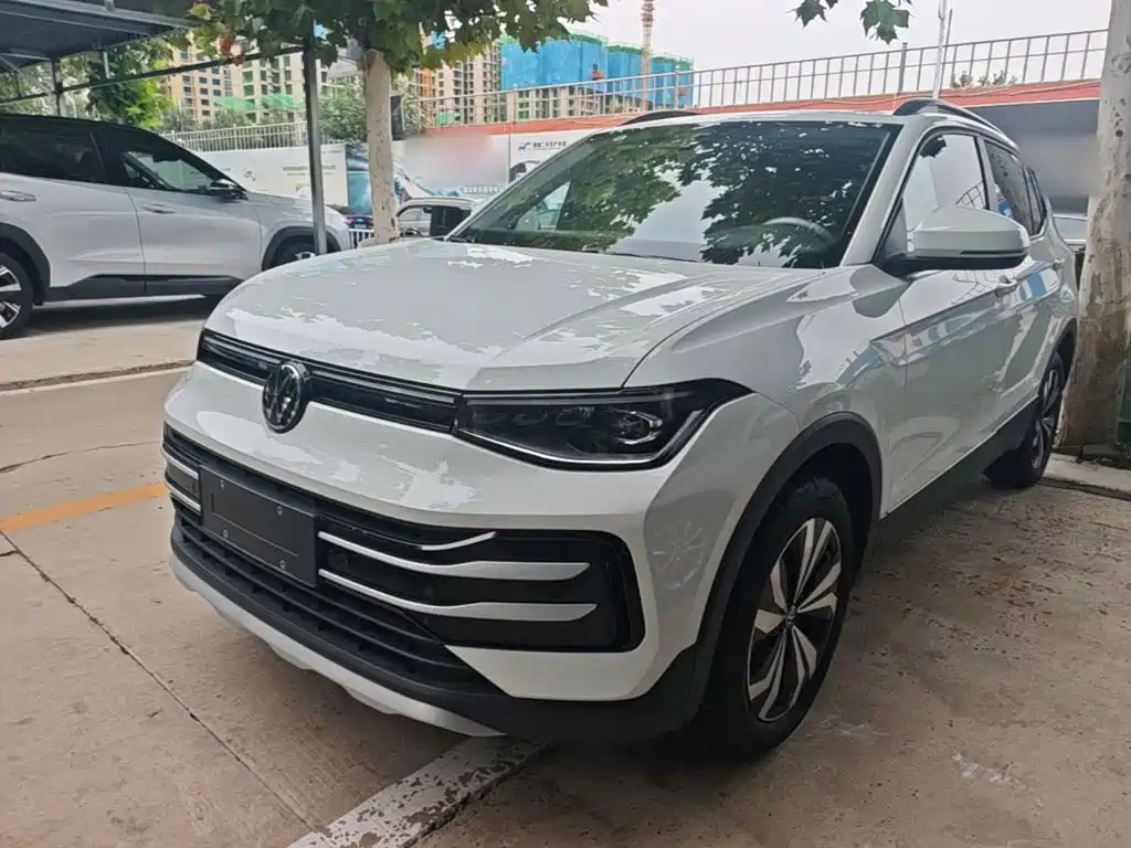 Volkswagen Tharu — фото 2