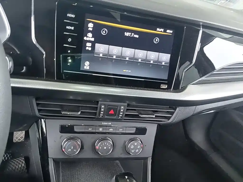 Volkswagen Passat — фото 13
