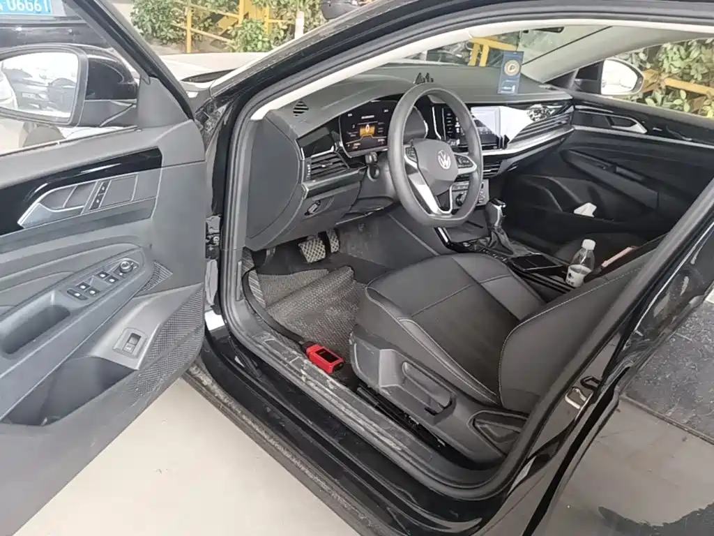 Volkswagen Passat — фото 16