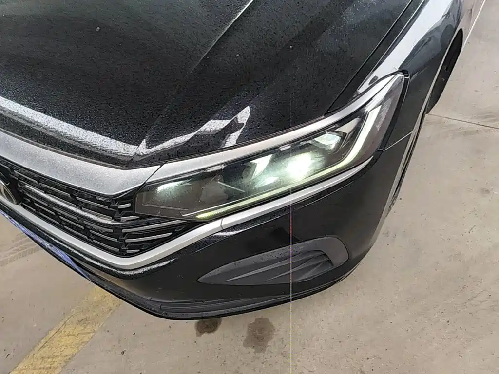 Volkswagen Passat — фото 24