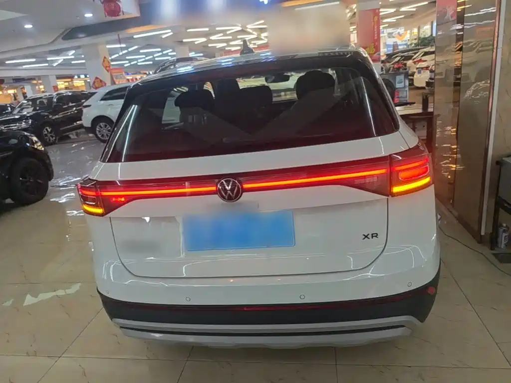 Volkswagen Tharu — фото 6