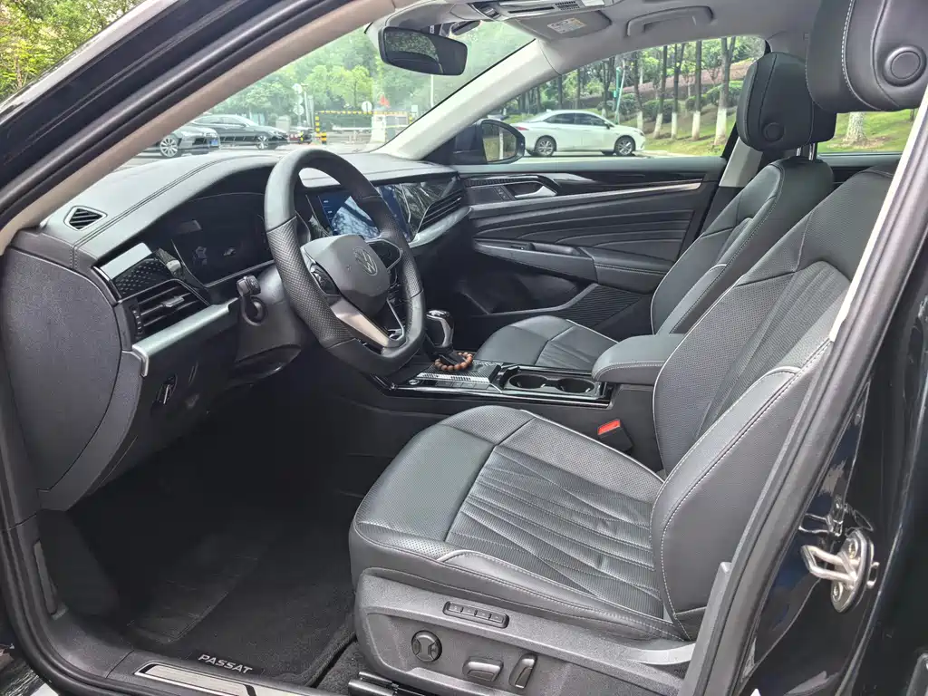 Volkswagen Passat — фото 10