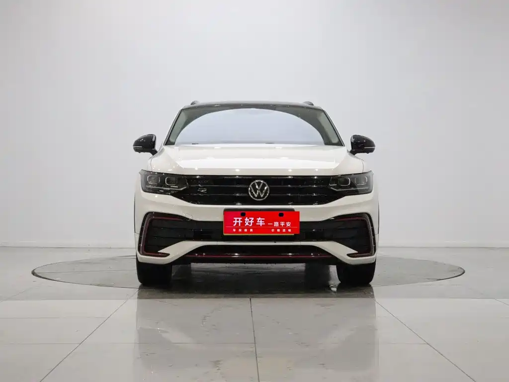 Volkswagen Tiguan X — фото 2