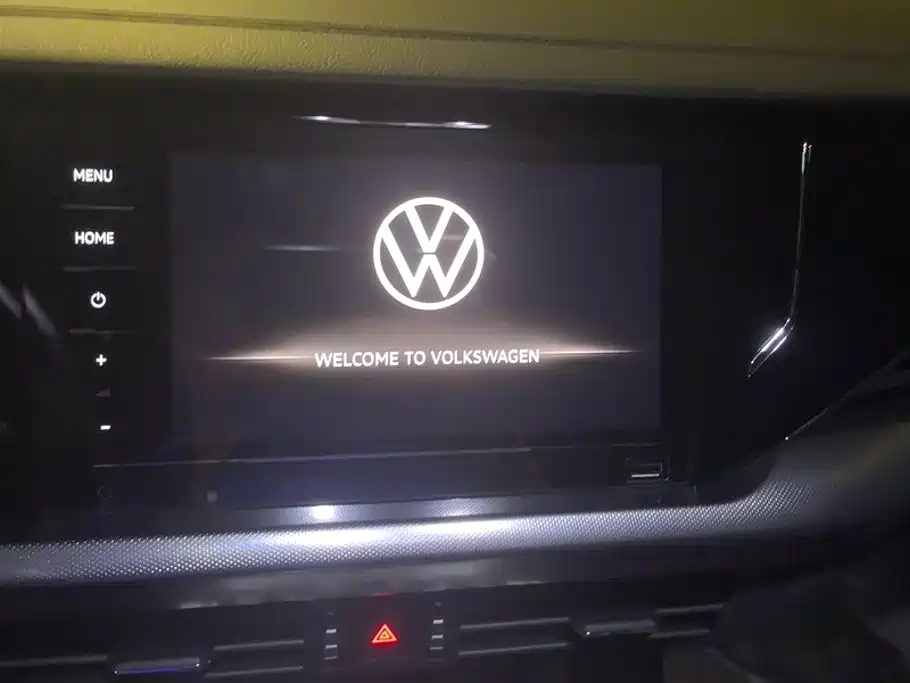 Volkswagen Passat — фото 13