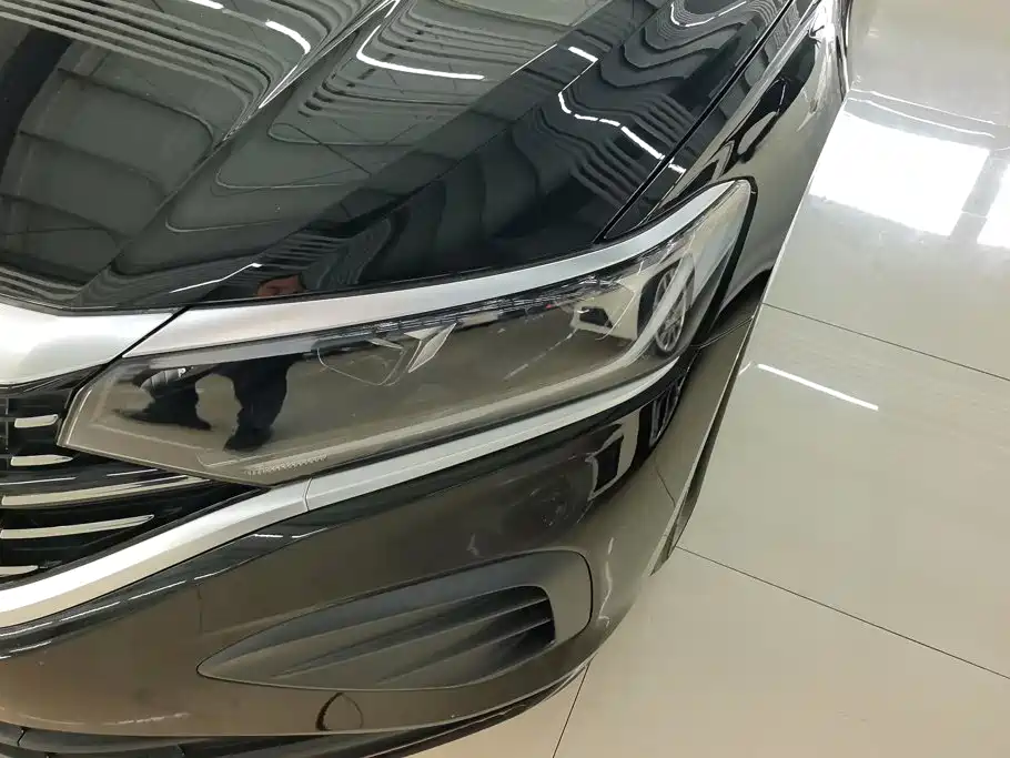Volkswagen Passat — фото 5