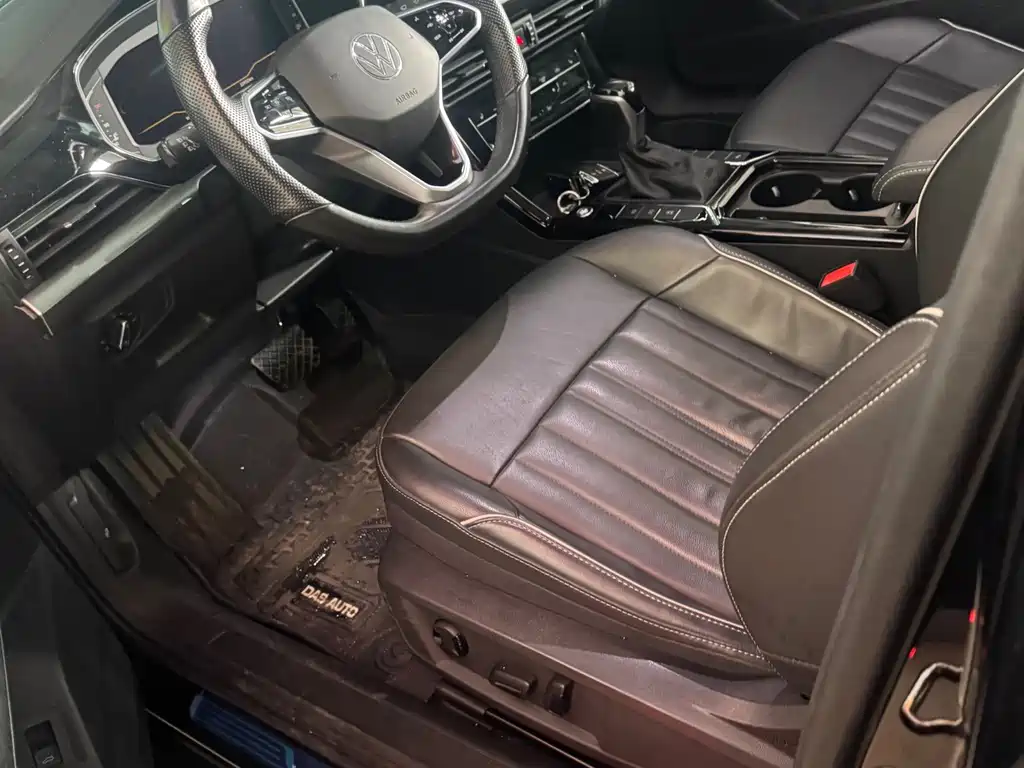 Volkswagen Passat — фото 6