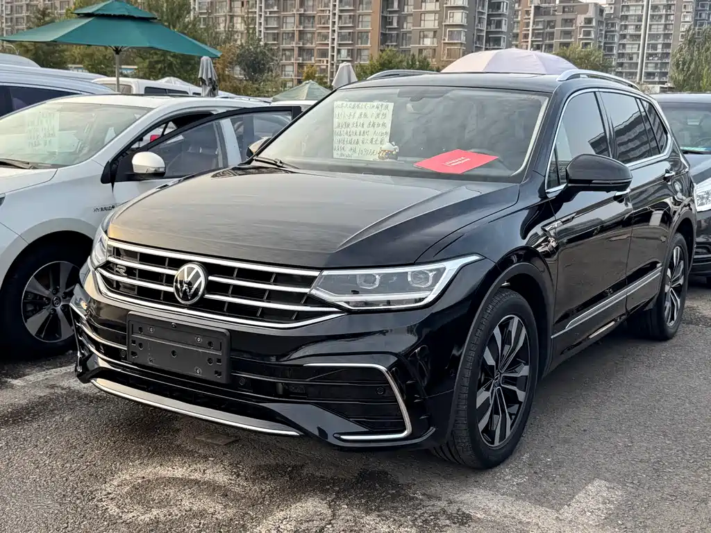 Volkswagen Tiguan L
