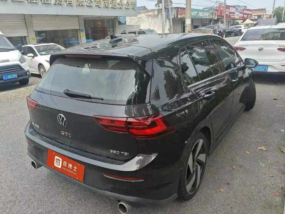 Volkswagen Golf GTI — фото 2