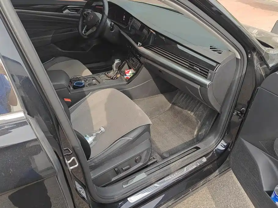 Volkswagen Passat — фото 8