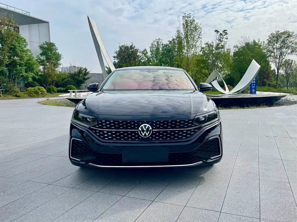 Volkswagen Passat — фото 2