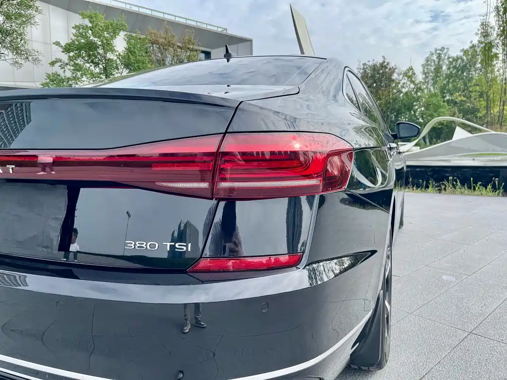 Volkswagen Passat — фото 21