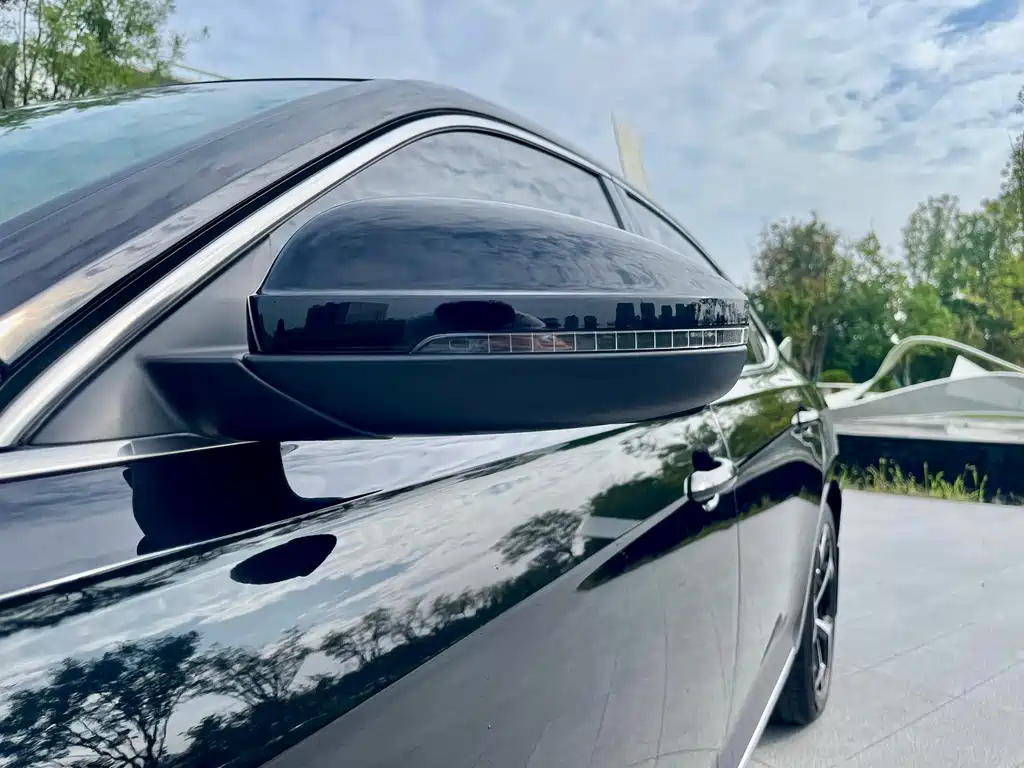 Volkswagen Passat — фото 5
