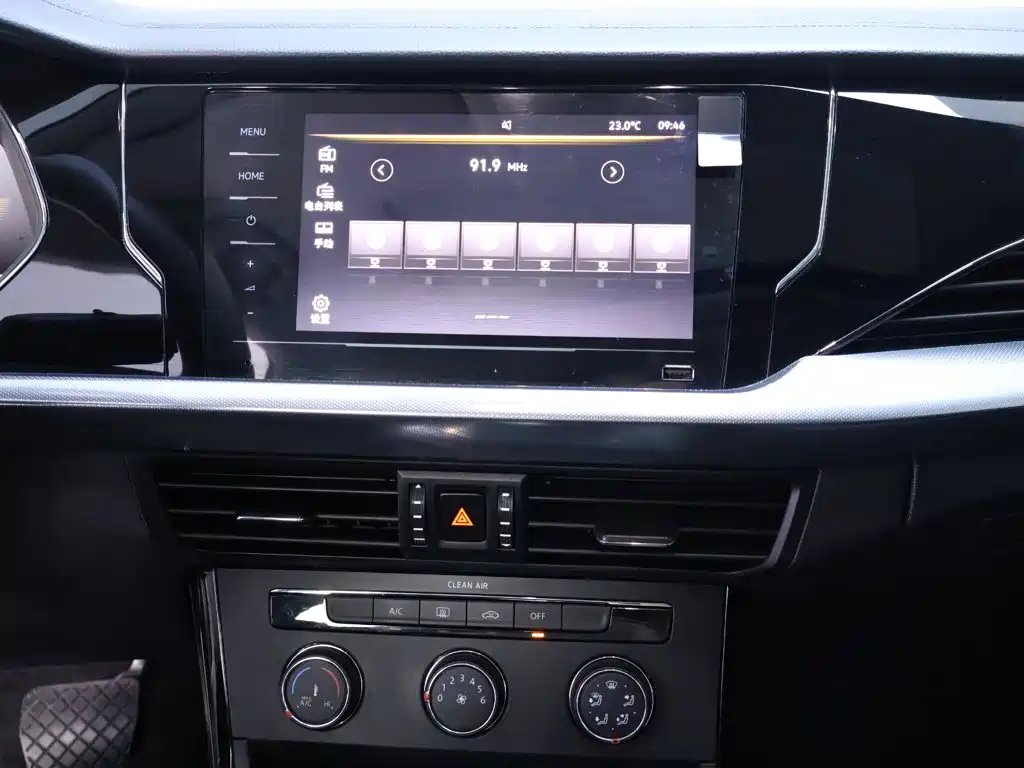 Volkswagen Passat — фото 10